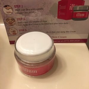 New Still in the packaging anti-aging skin cream.